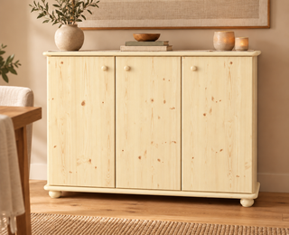 Anika Kommode Bio Kiefer Massivholz | 93er Sideboard 3-Türig mit Regalfächer in Natur unbehandelt ohne Lack im Wohnraum