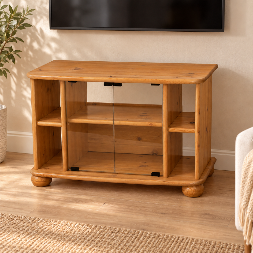 Anika TV-Schrank 55er aus 100% Bio Kiefer Massivholz in Antik Kiefer im Wohnraum
