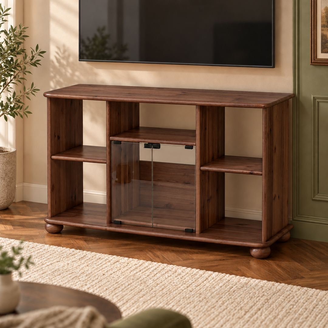 Anika TV-Schrank aus Kiefernholz 125 x 77 cm | 100% Bio Massivholz in Nussbaum im Wohnraum