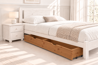 Bettschublade 3/4-Länge in Antik Kiefer im Wohnraum