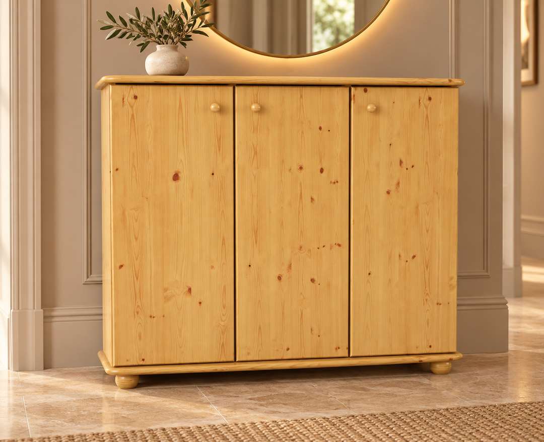 kiefer_massivholz_Anika Kommode Kiefer Massivholz 110er, 3-Türig Sideboard mit Regalfächer aus Holz – Natur