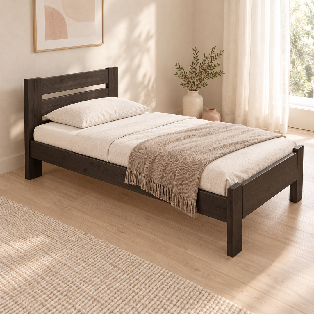 Nobis Bettgestell – 120 x 200 cm / Wenge, im sonnigen Wohnambiente