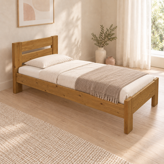 Nobis Bettgestell – 90 x 200 cm / Antik Kiefer, im sonnigen Wohnambiente