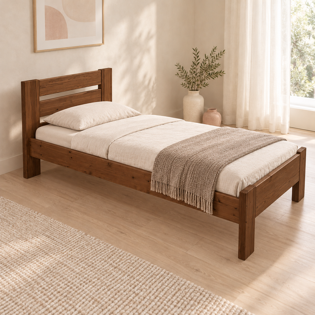 Nobis Bettgestell – 90 x 200 cm / Kolonial, im sonnigen Wohnambiente