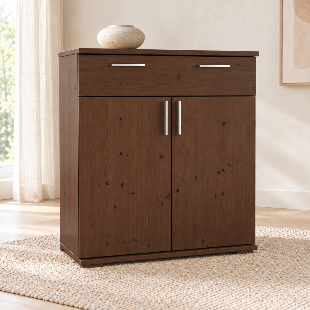 Nobis No-15-201 – Nussbaum, Massivholzkommode im sonnigen Wohnambiente