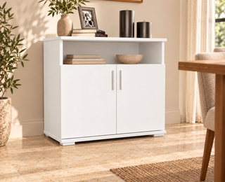 Nobis Kommode 2 Türen mit offenem Fach, 80 × 74 cm – Schneeweiss im sonnigen Wohnambiente