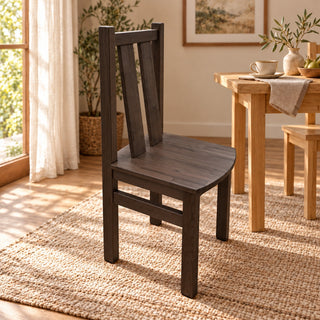 kiefer_massivholz_Nobis Stuhl No-40-100 – Wenge im sonnigen Esszimmer